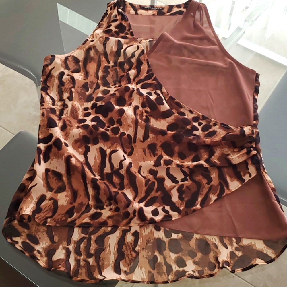 Oh My Julian Animal Print sleeveless top